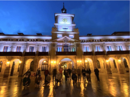 El Ayuntamiento de Oviedo iluminará el Teatro y la Casa Consistorial en apoyo a la Lengua de Signos Española (14 junio)